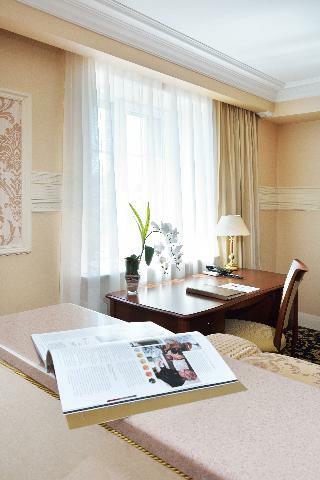 Zvezda Hotel
