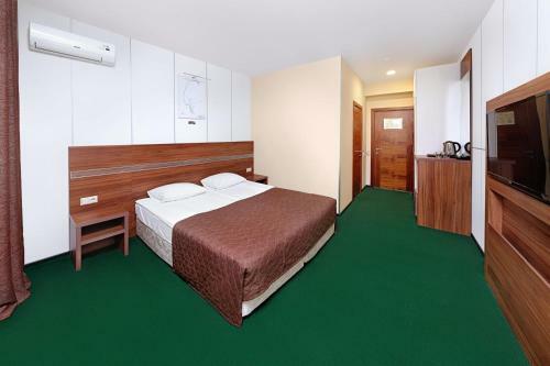 Hotel ?rt-volzhskiy