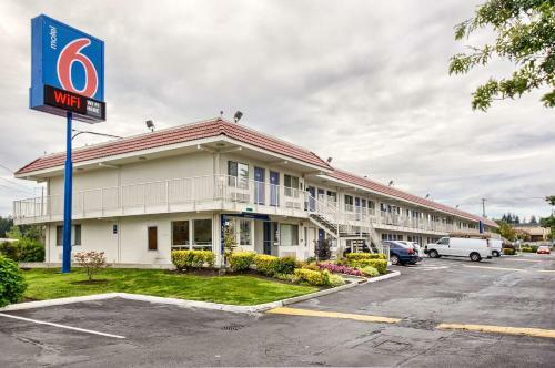 Hotel Motel 6 Everett South