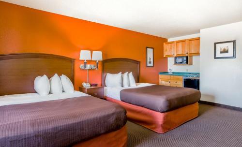 Posada Americinn By Wyndham Chamberlain Conference Center