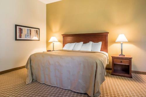 Hotel Quality Inn & Suites East Troy