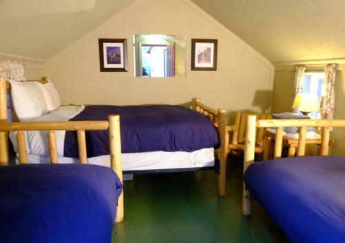 Lodge Yosemite Bug Rustic Mountain Resort