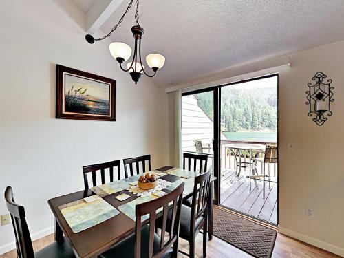 Apartamento 43605 State Hwy 38 Condo Unit 22