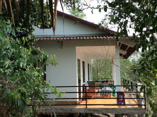 Quoc Phuong Riverside Homestay