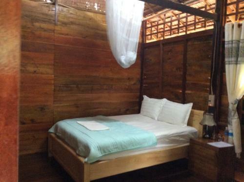 Quoc Phuong Riverside Homestay