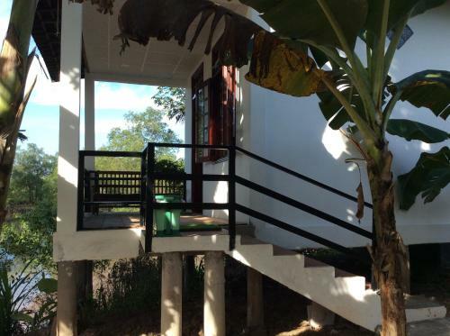 Quoc Phuong Riverside Homestay