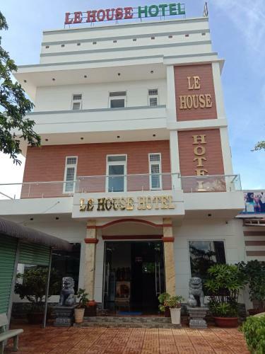 Hotel Le House