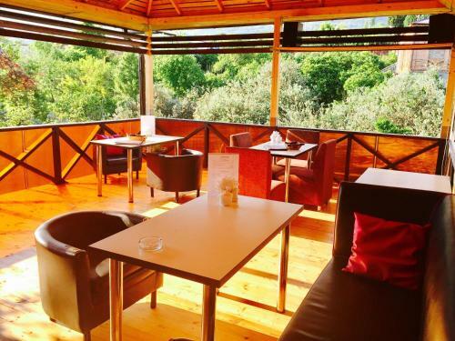 Hotel Guest House Divny Sad
