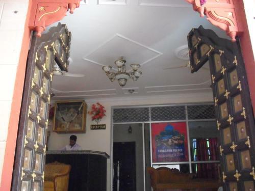 Hotel Haveli Taragarh Palace