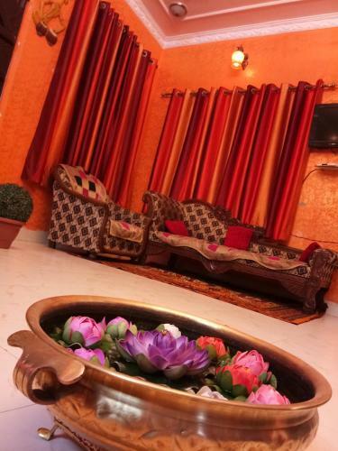 Hotel Haveli Taragarh Palace