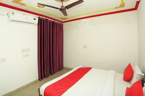 Oyo 17329 R K Hotel
