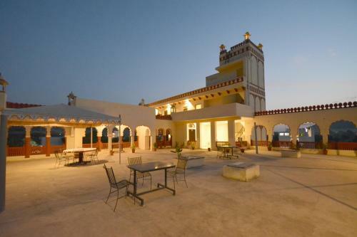 Hotel Moti Mahal - A Heritage Haveli