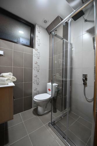 Dvori Apartments 8c