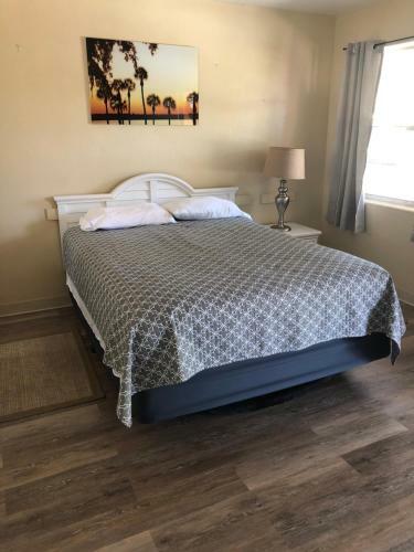 Pennwood Motor Lodge