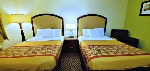 Motel Travel Inn And Suites