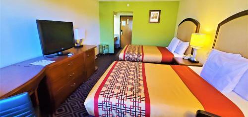 Motel Travel Inn And Suites