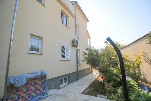 Apartment Ana