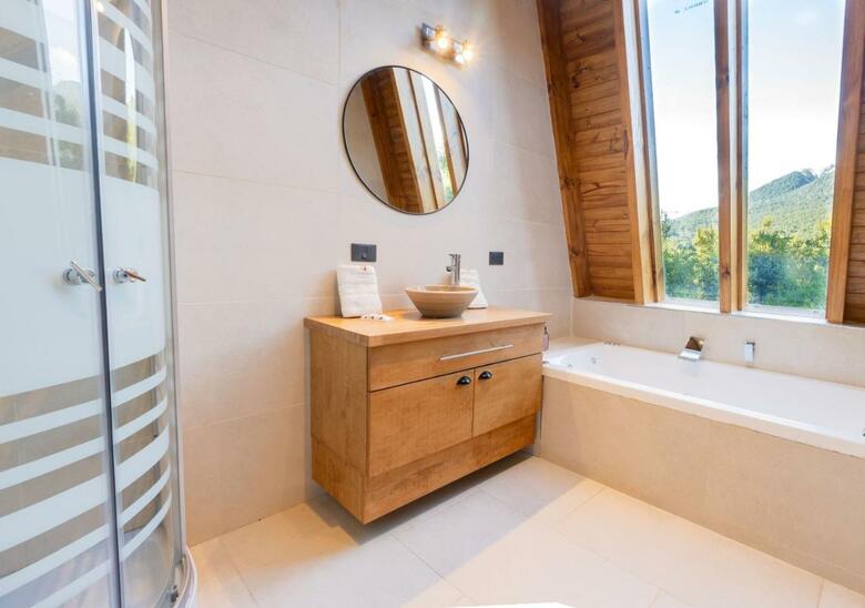 Hotel La Comarca Suites De Monta�a & Spa