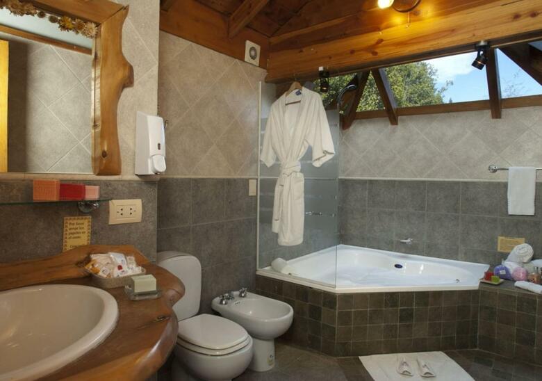 Hotel La Comarca Suites De Monta�a & Spa