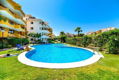 Punta Prima Apartment Sleeps 4 Pool Air Con Wifi