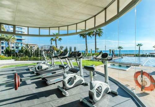 Punta Prima Apartment Sleeps 4 Pool Air Con Wifi
