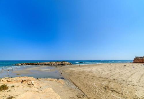 Punta Prima Apartment Sleeps 4 Pool Air Con Wifi