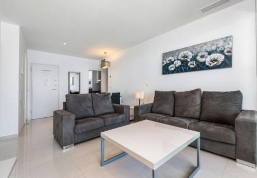 Punta Prima Apartment Sleeps 4 Pool Air Con Wifi