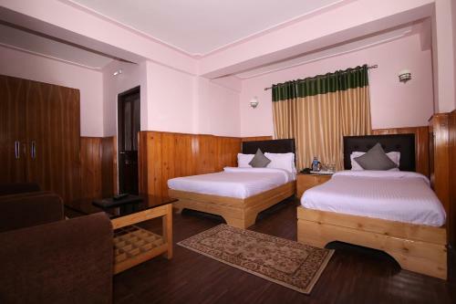 Etho Metho Hotel By Rightclique