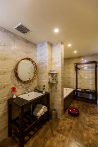 Hotel Polo Orchid Resort