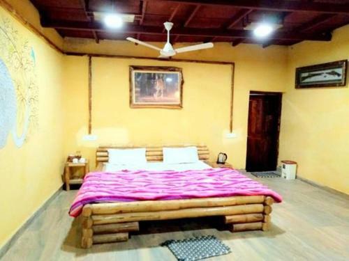 Hotel Royal Bamhni Holiday Resort