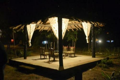 Hotel Royal Bamhni Holiday Resort