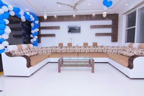 Rvr Hotels