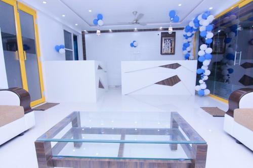 Rvr Hotels