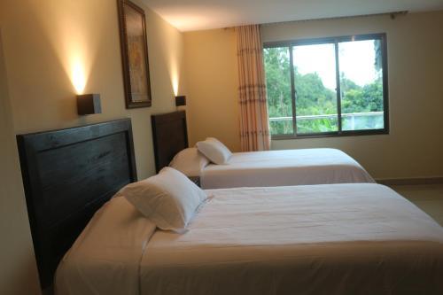 Hotel F Sur Inn