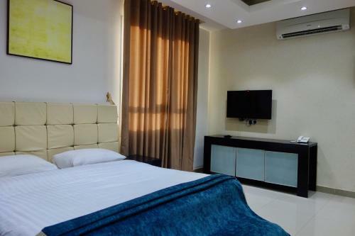 Grand Tayba Hotel