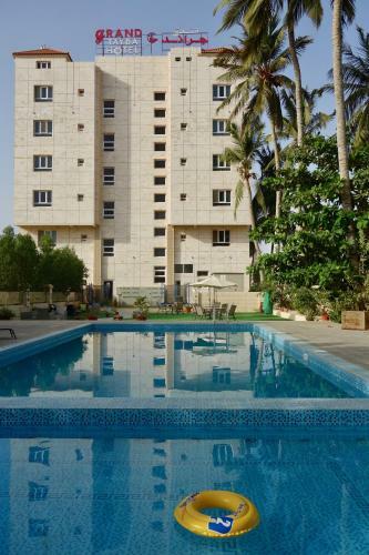 Grand Tayba Hotel