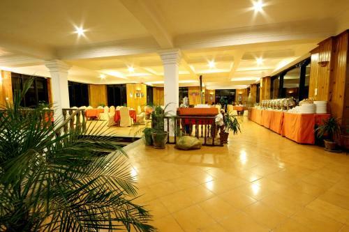 Hotel The Fort Resort