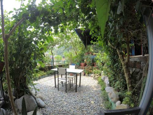Albergue Forestway Guest House