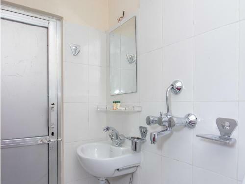 Oyo 261 Hotel Peace Corner