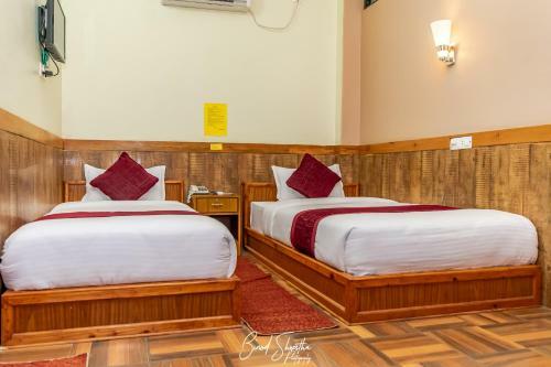 Grand Shivalaya Hotel And Restro