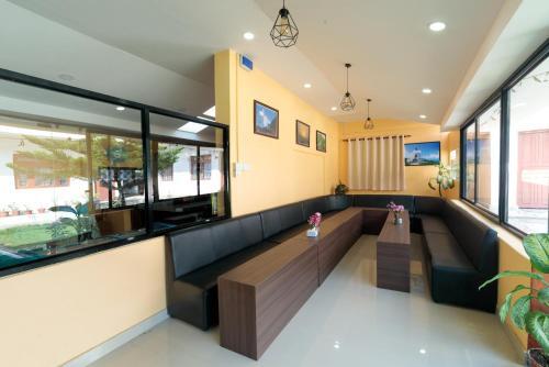 Hotel Mechi Resort (P.) Ltd.