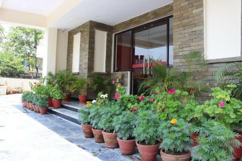 Hotel Tuki Resort
