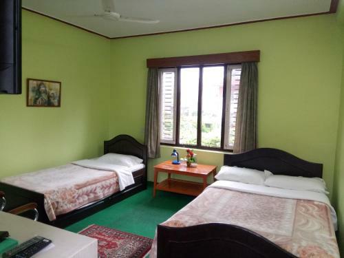 Hotel New Pokhara Lodge