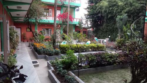 Hotel New Pokhara Lodge