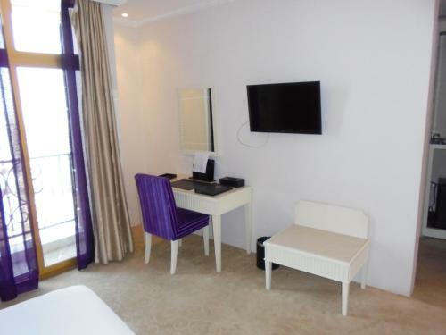 Belle Vue Hotel And Spa