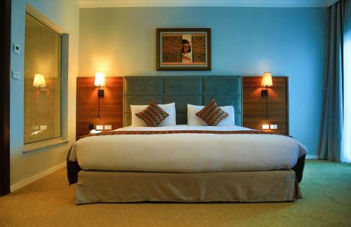 Swiss Inn Nexus Hotel