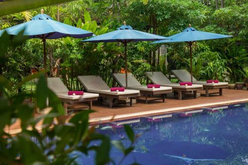 Hotel Reveal Courtyard In Reveal Angkor