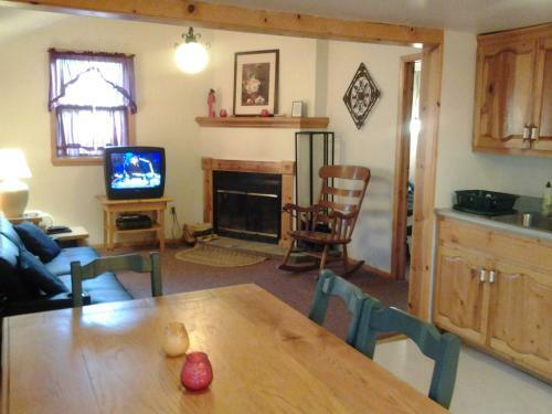 Cold Spring Lodge