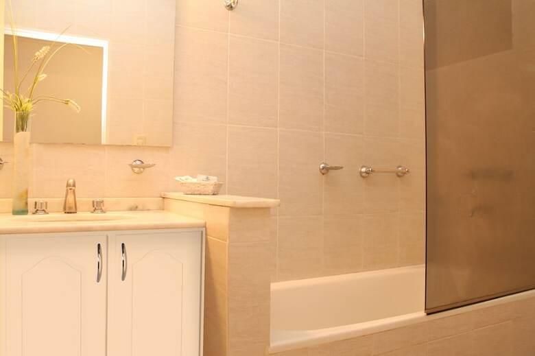Brisas Del Lago Apart Y Hotel