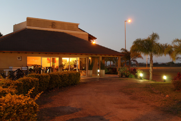 Brisas Del Lago Apart Y Hotel
